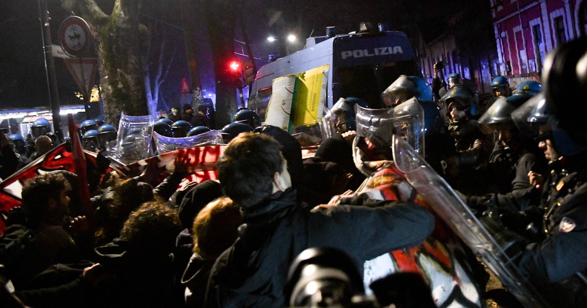 Lo Russo cede alla linea del Viminale. Ma è scontro con gli alleati e i proPal