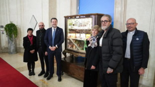 I detenuti di Rebibbia donano il Presepio della Speranza a Salvini