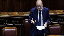 Contrasto alla dispersione scolastica: Valditara firma decreto da 32,2 milioni di euro 