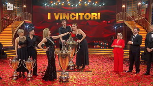 Ballando con le Stelle sfiora il 32%. Bene il Concerto alla Camera