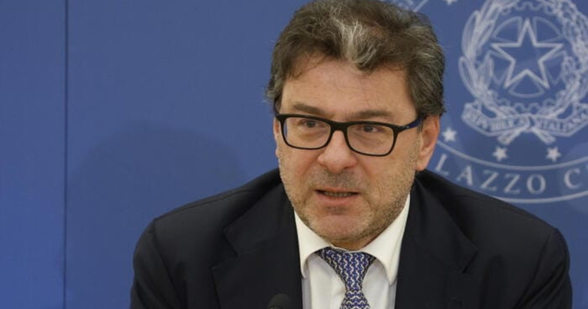 Manovra al voto in Senato. Giorgetti: "Così l