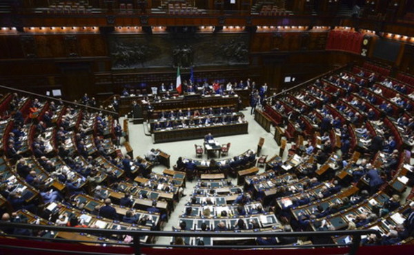 Dalla Camera via libera definitivo con 216 sì, la manovra è legge