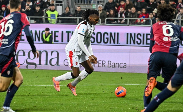 Ci pensa Leao, il Milan vince a Cagliari 1-0