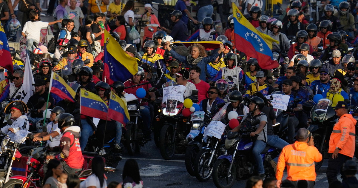 gli usa bombardano caracas nella notte ore contate per il regime di maduro da Iltempo.it gli usa bombardano caracas nella notte ore contate per il regime di maduro