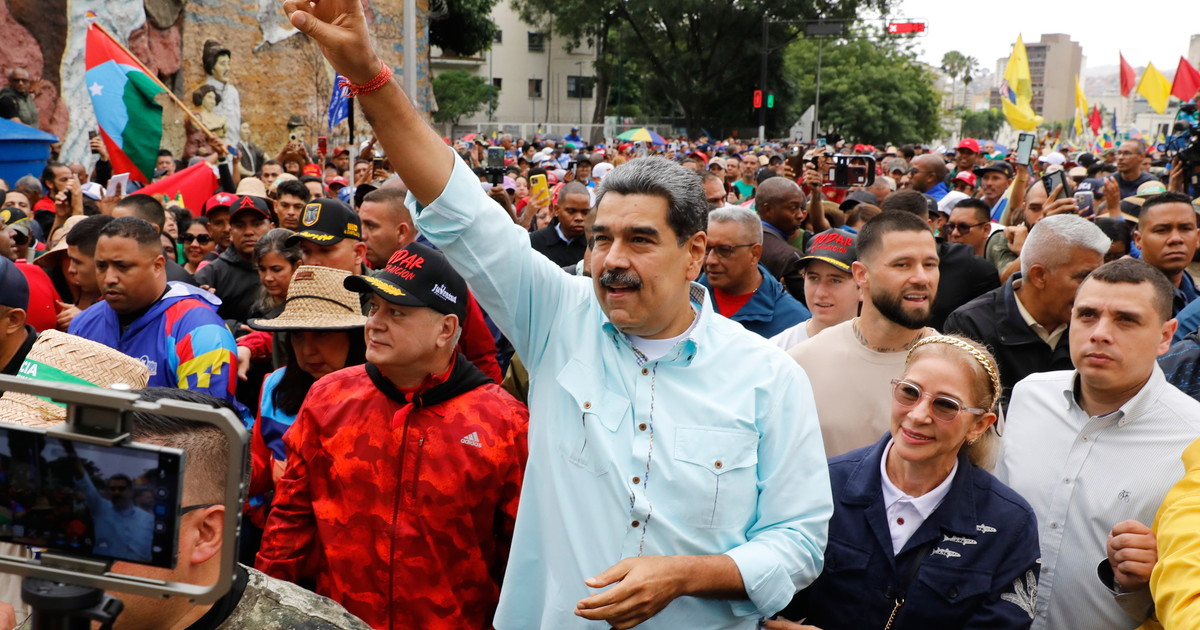 trump annuncia l arresto di maduro e della moglie sono gi224 fuori dal paese da Iltempo.it trump annuncia l arresto di maduro e della moglie sono gi224 fuori dal paese