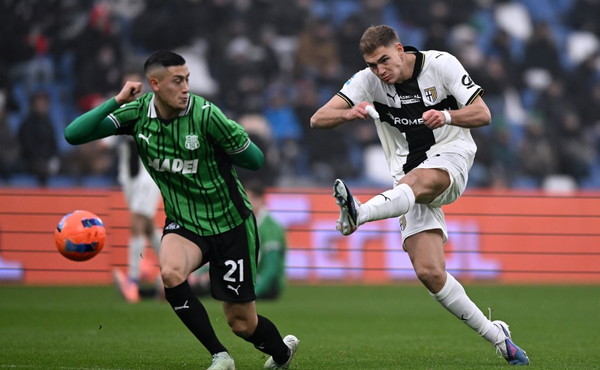 Thorstvedt e Pellegrino, finisce 1-1 il derby Sassuolo-Parma