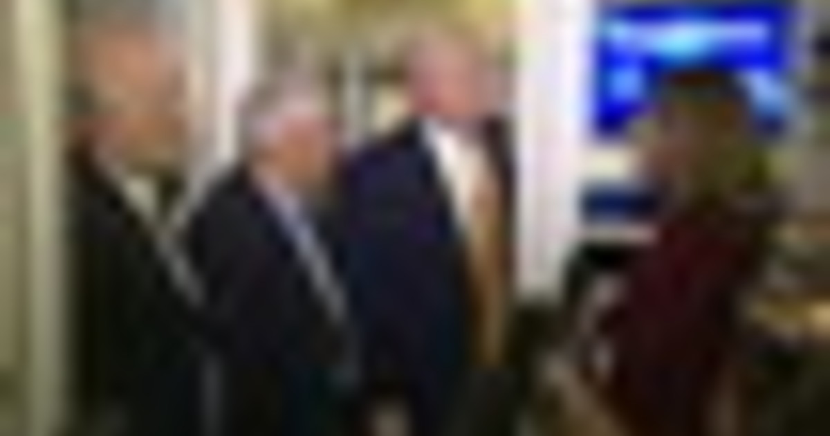 Trump in Netanyahu opozorila Iran zaradi nasilnega zatiranja protestov in jedrskih groženj