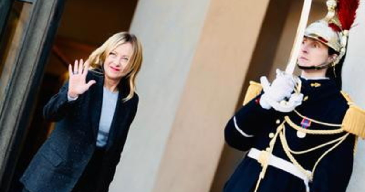 Meloni: "Garantiamo la sicurezza in Ucraina ma niente truppe italiane sul terreno"