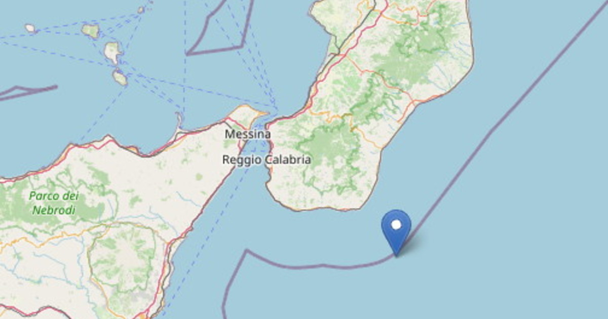 Paura in Calabria, maxi terremoto in mare: "Nessun danno segnalato"