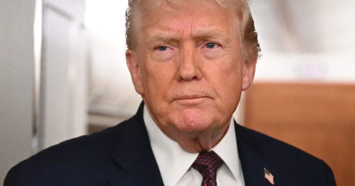 Trump tifa rivolta: Protestate. Poi annuncia agli iraniani: Aiuto in arrivo