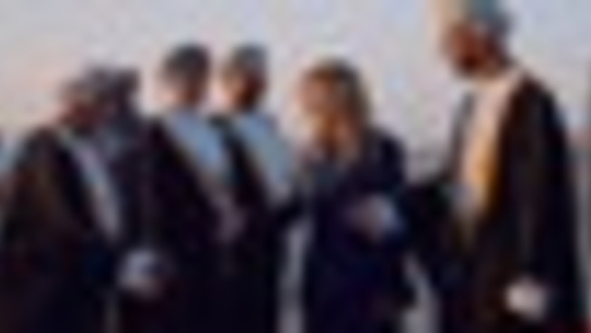 Meloni arriva in Oman, prima tappa della missione in Asia