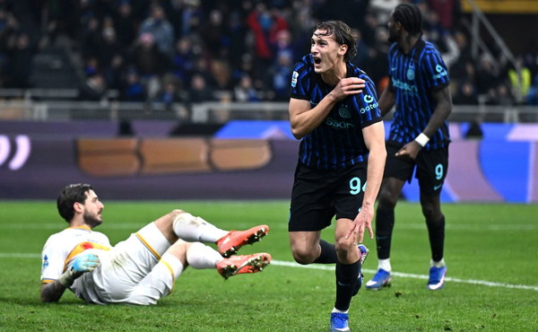 Pio Esposito firma l'1-0 al Lecce, Inter a +6 e campione d'inverno