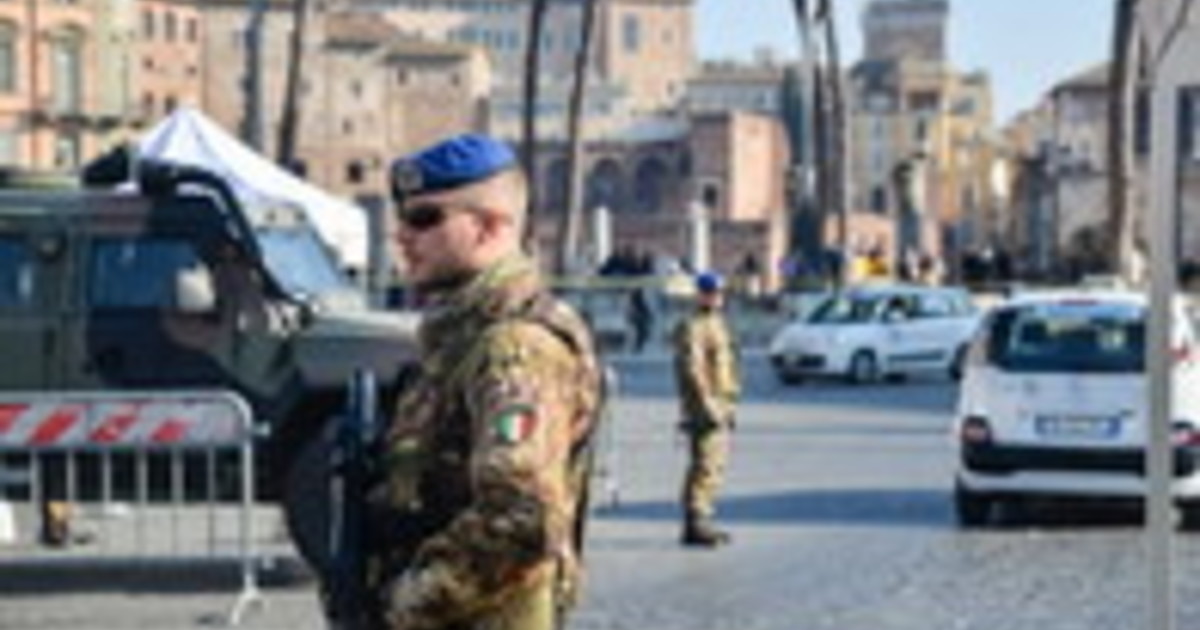 Manifestazioni, «maranza» zone rosse, stazioni e rimpatri Ecco il maxi piano del Viminale