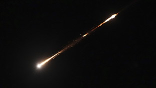 Tutte le opzioni sul tavolo, nel mirino le basi americane: l'Iran alza il tiro contro Trump