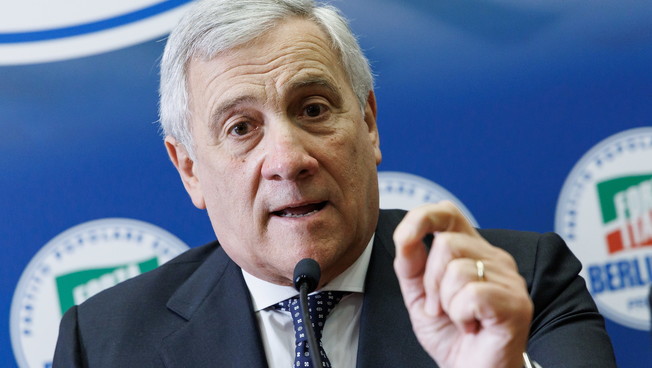 Guerra in Ucraina, Tajani a muso duro con Zelensky: “Discorso ingeneroso verso l'Europa”