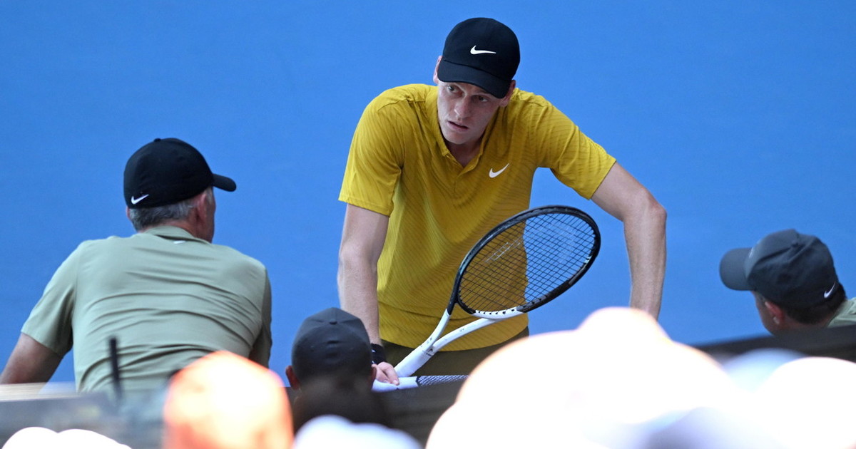 Sinner vince e trova Darderi ma torna l