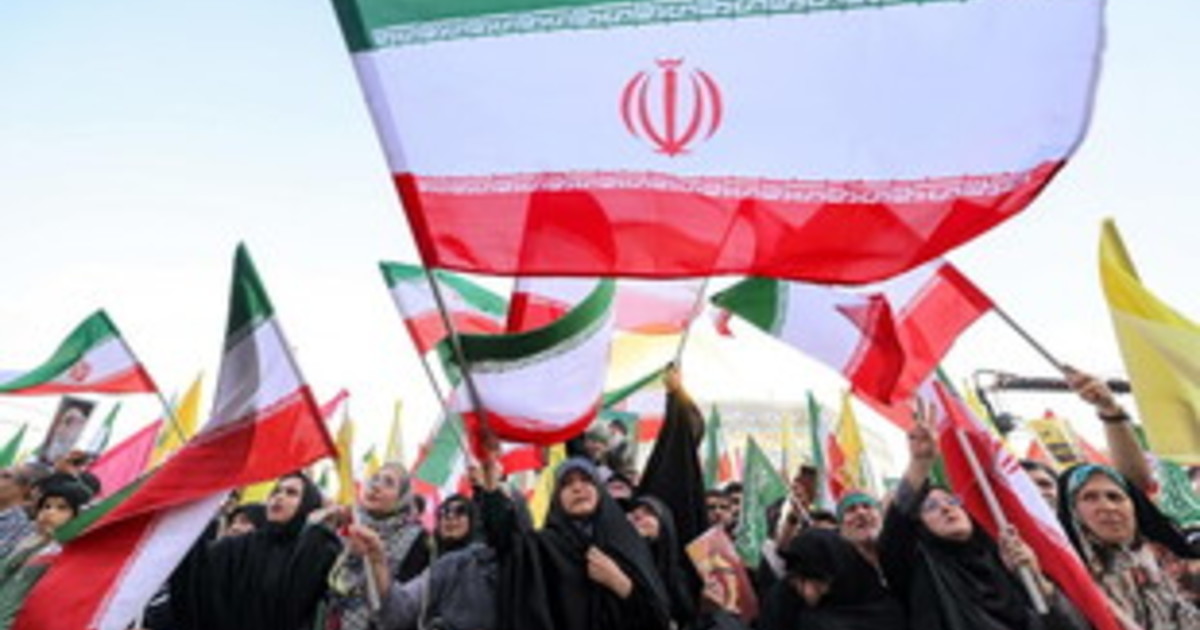 Iran, i Pasdaran agli Usa: Siamo pronti, abbiamo il dito su grilletto