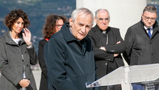 “Andate a votare!”. Zuppi scuote gli italiani sul referendum: autonomia e indipendenza...