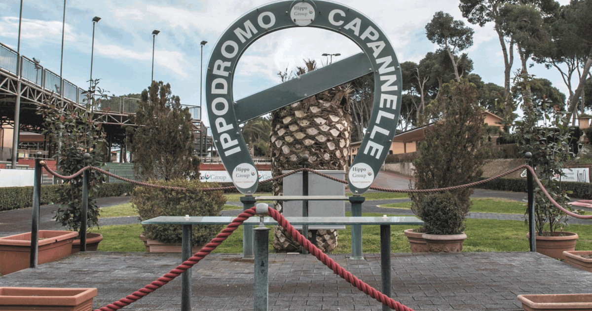 Prohibido el hipódromo de Capannelle con okupas en su interior