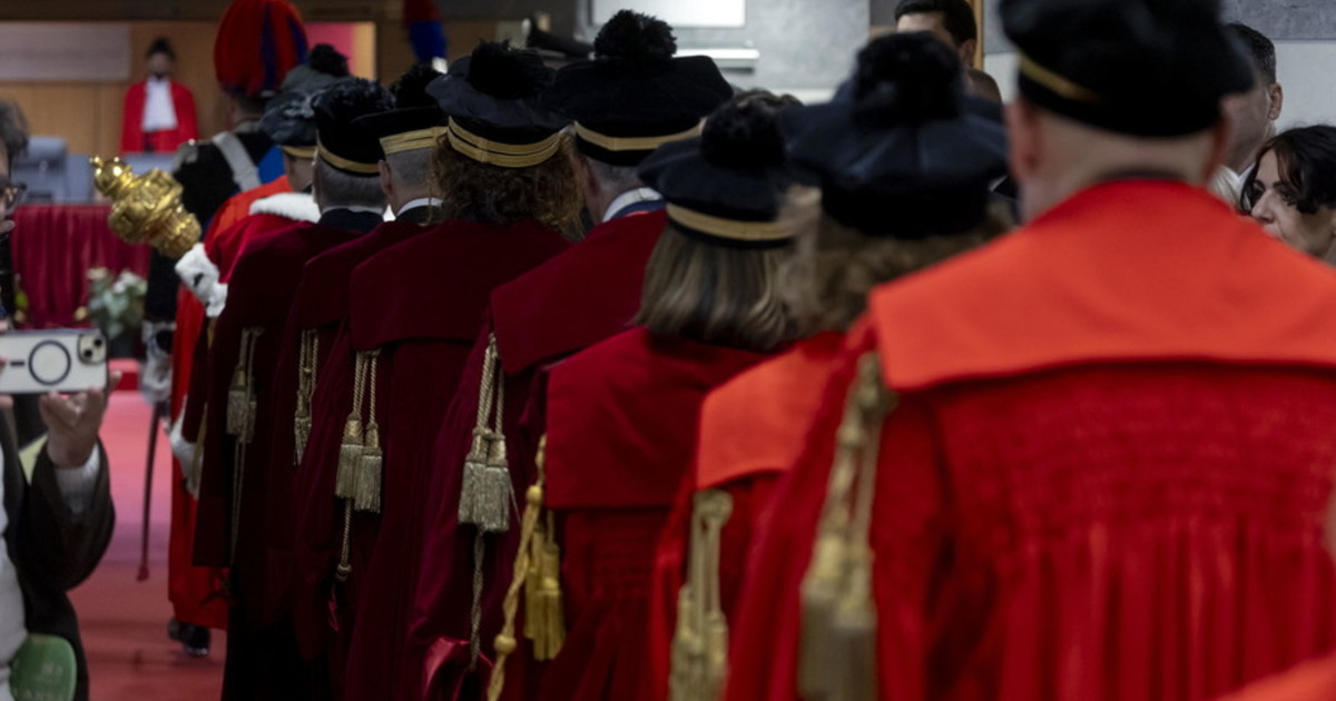 Indipendenza dei giudici a rischio. Fuoco incrociato delle toghe rosse