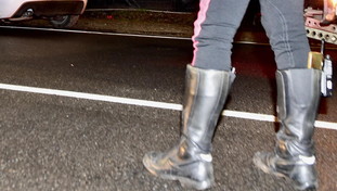 Ancora sangue sulle strade, travolto mentre attraversa: muore ragazzo di 18 anni