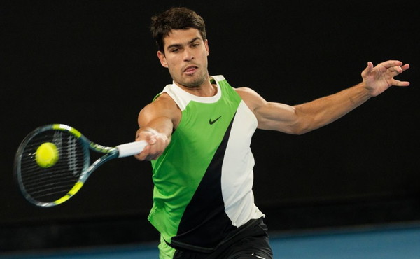 Alcaraz vince gli Australian Open, battuto Djokovic in finale