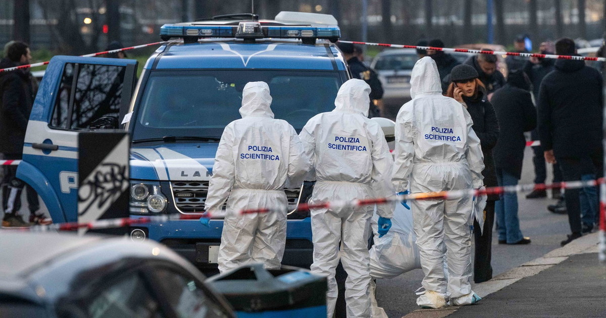 Spari contro la volante e lui risponde al fuoco: altro poliziotto indagato