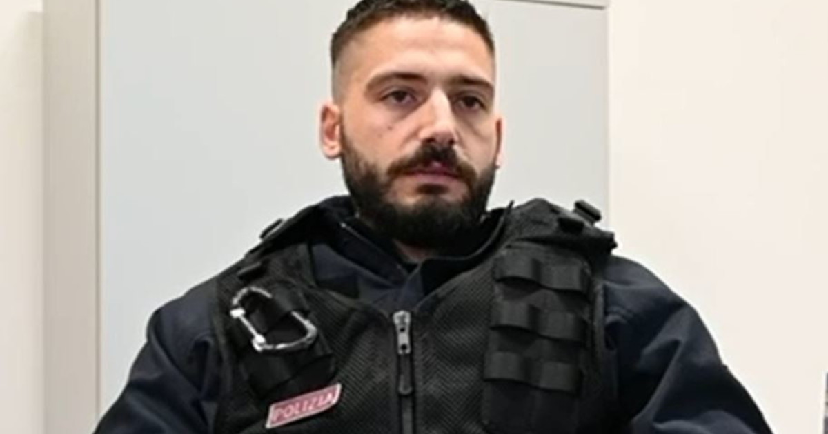 il racconto dei due agenti coinvolti nell aggressione al corteo di torino lorenzo mi ha salvato la vita ho visto alessandro e l ho coperto