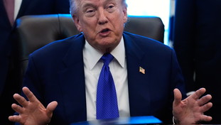 Trump all'assalto di Harvard. Vuole un risarcimento record: quanto ha chiesto