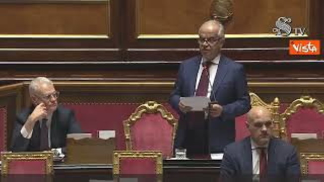 Scontri Torino, Piantedosi: 1500 soggetti si sono sganciati dal corteo aggredendo forze dell'ordine