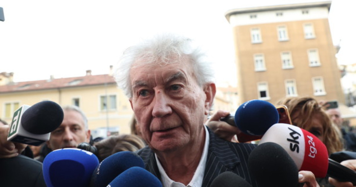 Guai per Lovati: A processo. Di cosa è accusato l'ex legale di Sempio