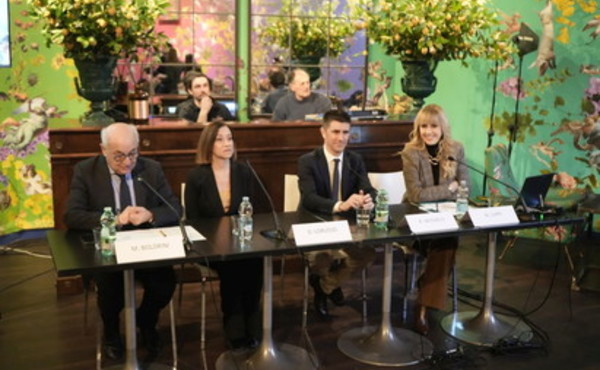 Tumori, via libera al pembrolizumab per 3 nuove indicazioni terapeutiche