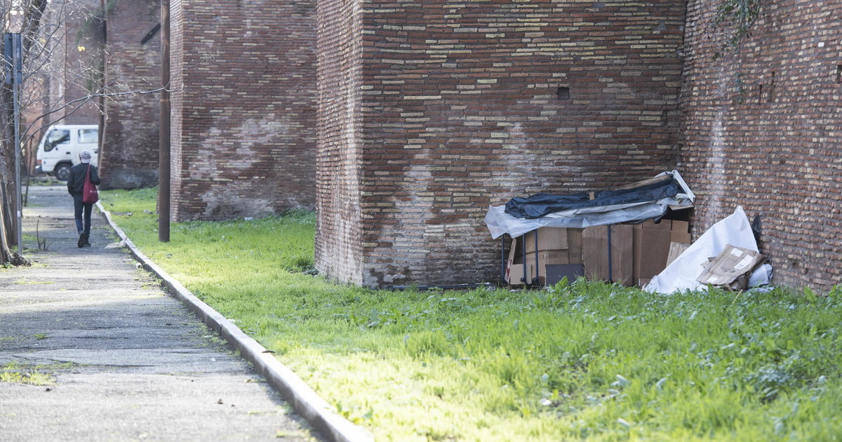 Mia figlia terrorizzata, quell'uomo l'ha colpita mentre andava a scuola