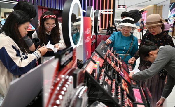 Cina, zero dazi sull'import di beni per i residenti di Hainan