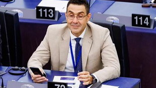 Vannacci, il giurista: Può usare il simbolo Futuro nazionale. Il vecchio marchio non è stato rinnovato