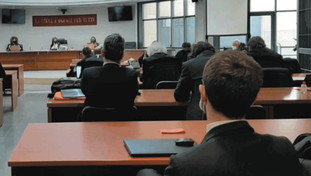 Processo rinviato. Il motivo? Giudice e pm sono moglie e marito...