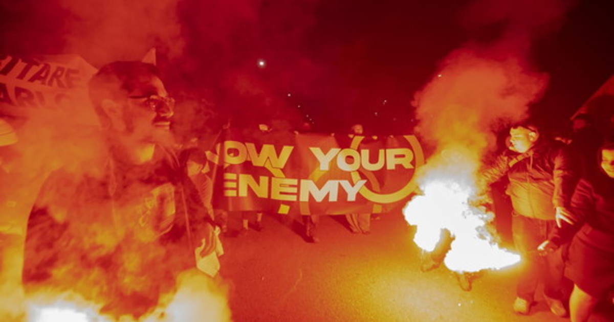 Milano blindata. Antagonisti e ProPal provano a rovinare la festa