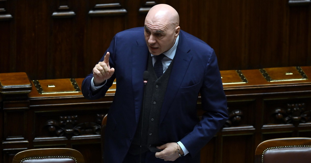 Decreto Ucraina: il governo pone la fiducia alla Camera. Quando si vota