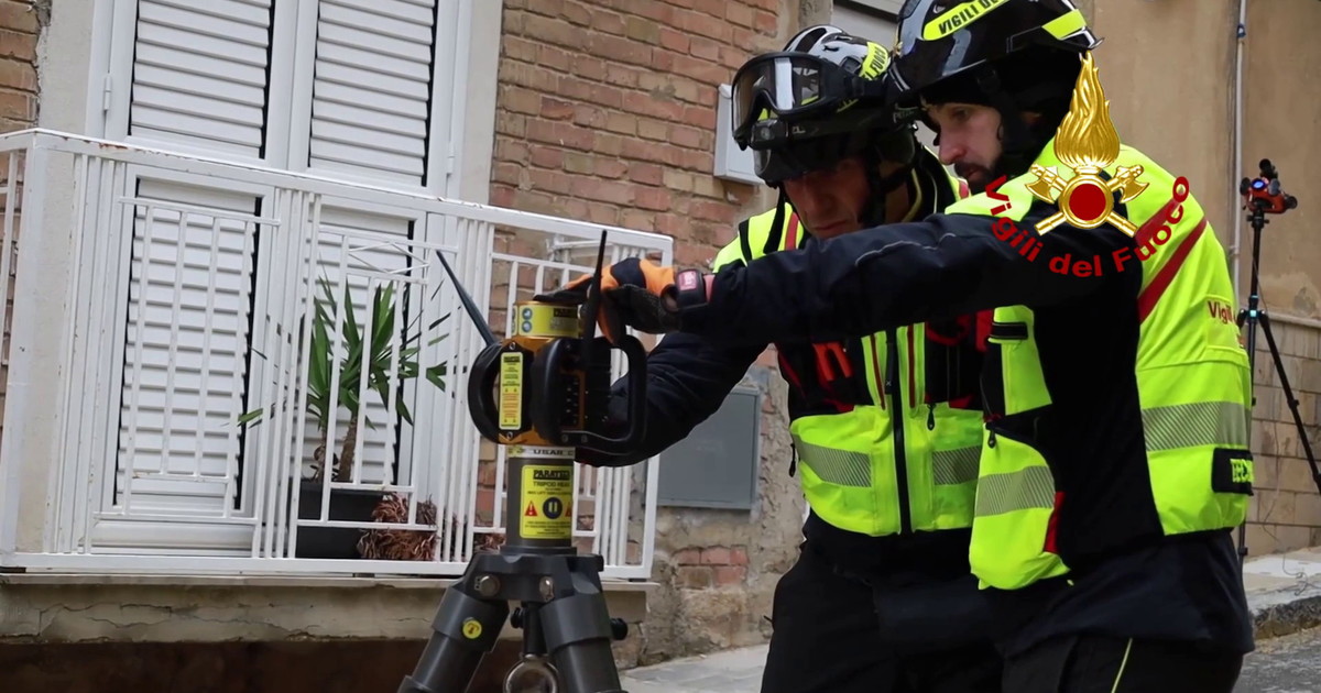 Frana Niscemi, effettuati 60 interventi di recupero beni dai Vigili del Fuoco