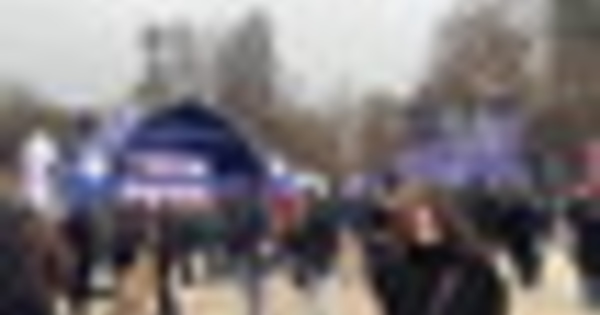 Olimpiadi, Oro Brignone: la Fan zone col fiato sospeso, poi la gioia