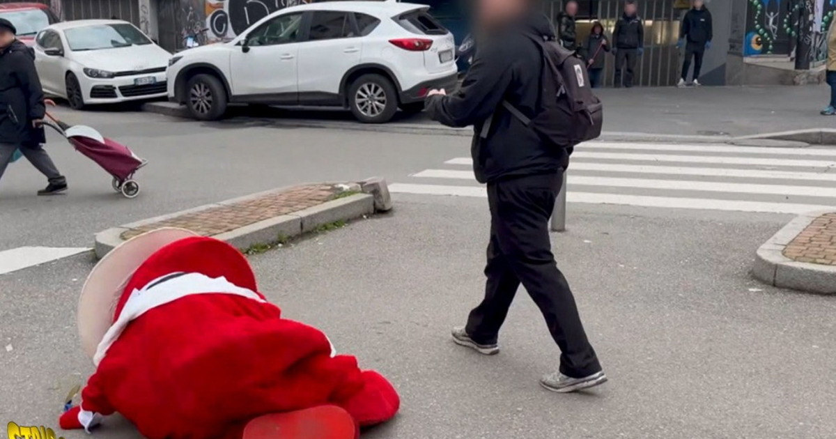 Choc durante il servizio tv, Gabibbo preso a botte: come lo hanno ridotto