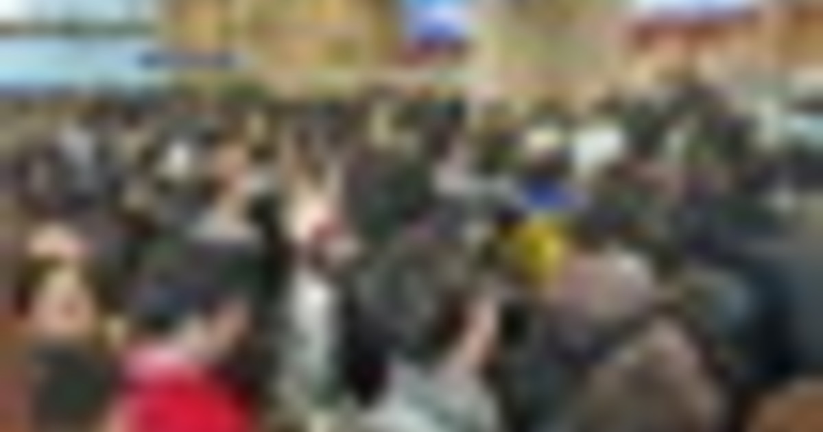 Cina, folle di viaggiatori tornano a casa per l'Anno del Cavallo