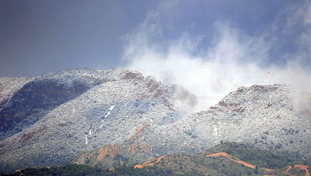Allerta meteo per il ciclone Oriana: piogge intense, neve e forti venti. Giù le temperature