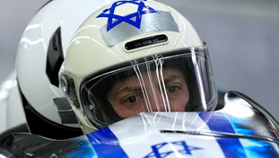 Accuse di “genocidio” in diretta tv, Israele chiede la sospensione del commentatore