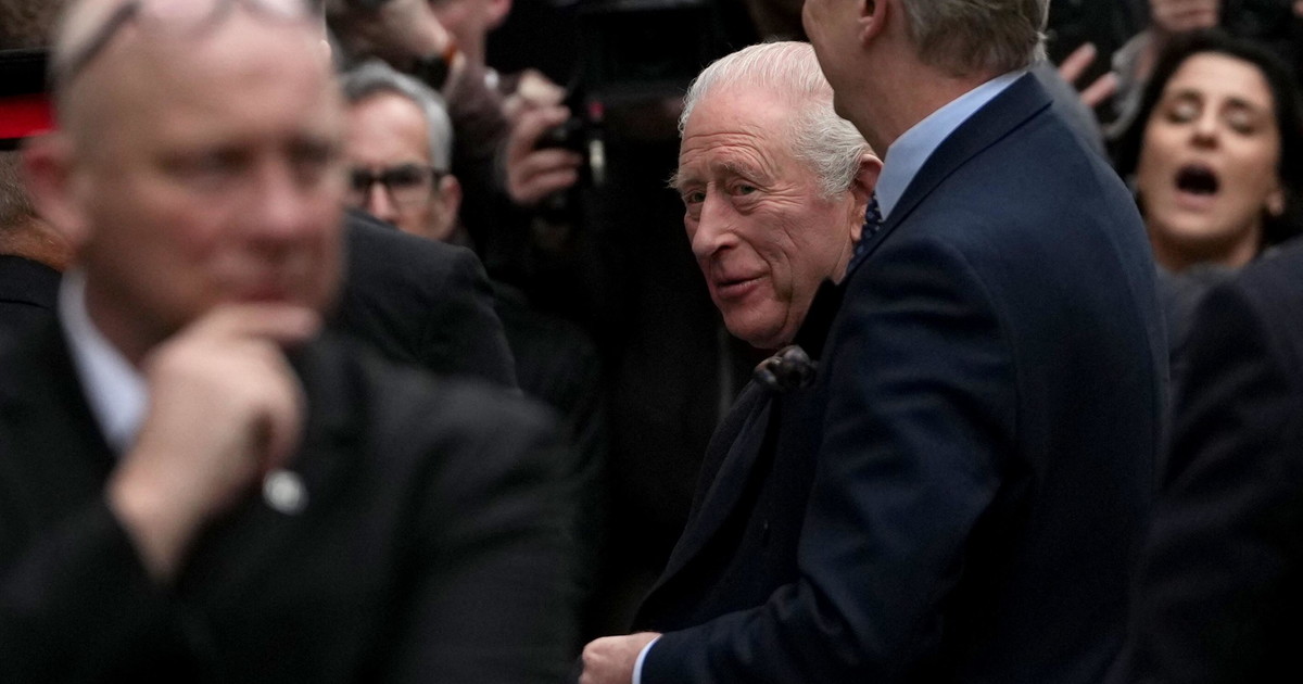 Re Carlo sull'arresto del fratello Andrea: &ldquo;La legge deve fare il suo corso&rdquo;