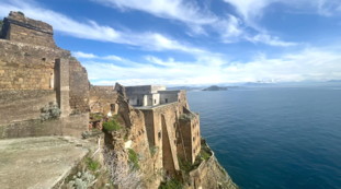 Storie, lavoro e memoria tra le mura di Palazzo d'Avalos