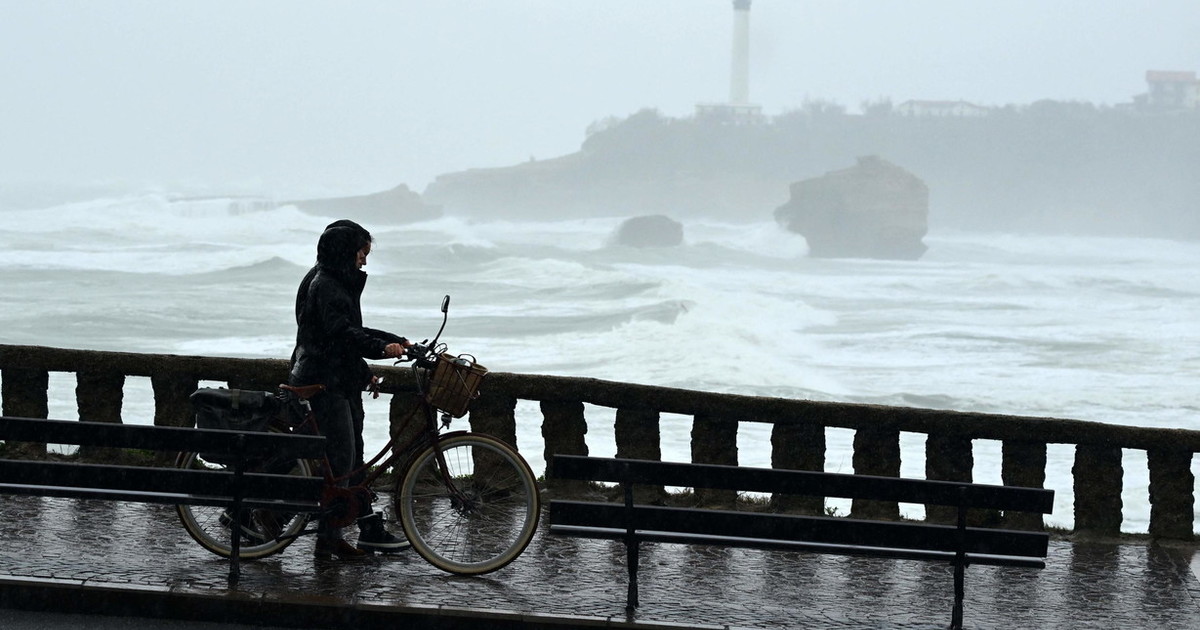 "Ciclone Pedro è ancora in azione". 3bMeteo: la sorpresa nel weekend