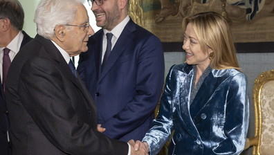 “Ordine olimpico in oro”. Il Cio premia Mattarella e Meloni per il successo dei Giochi