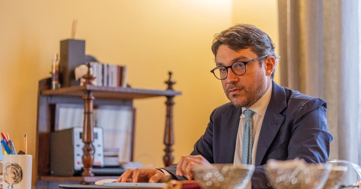 Nasce Human Data: la piattaforma AI con 150 milioni di fonti e 100 miliardi di post