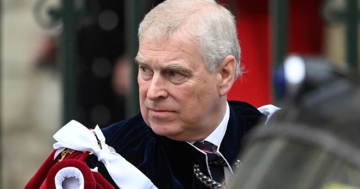 Regno Unito, Gordon Brown accusa: "Andrew usava le basi della Royal Air Force per i voli di Epstein" Regno Unito, Gordon Brown accusa: "Andrew usava le basi della Royal Air Force per i voli di Epstein"